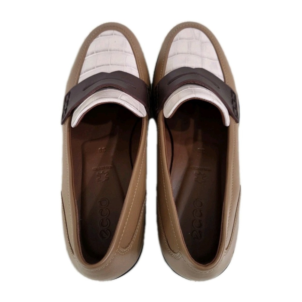Elegant Leather Burgandy and Cream Loafers - Picture 4 of 10